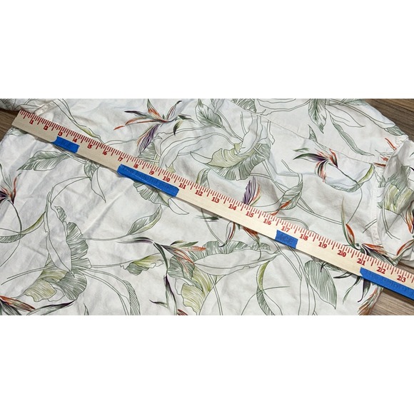 Tori Richard Hawaiian Men's‎  Medium Button Up Short Sleeve, Silk Linen Blend - Picture 8 of 8